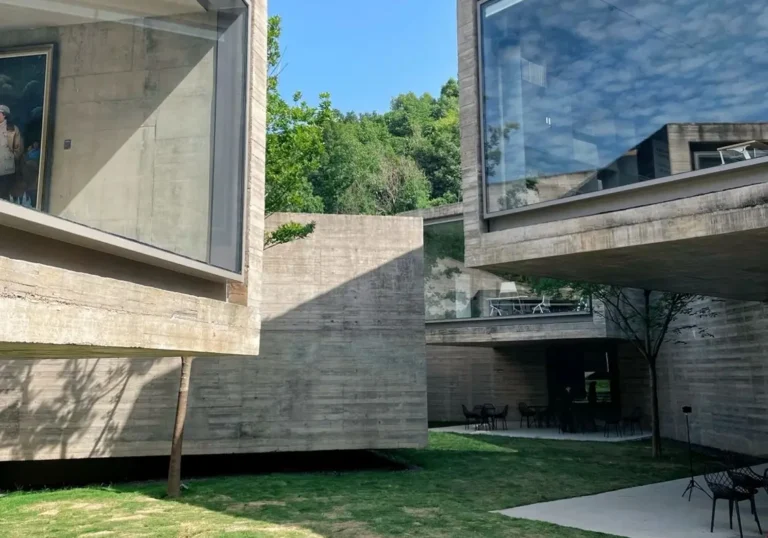 Hangzhou West Lake’s new stunning Xiao Feng art gallery